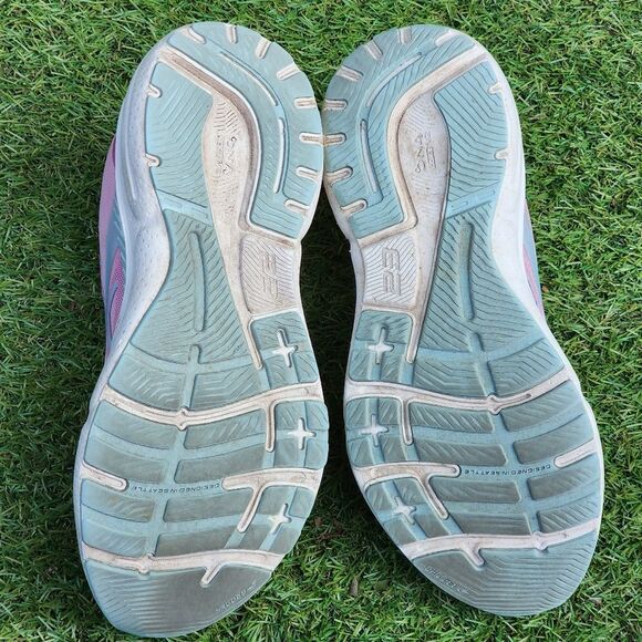 BROOKS ADRENALINE GTS 23 - Women's Sneakers - SIZE 9.B - Picture 8 of 9